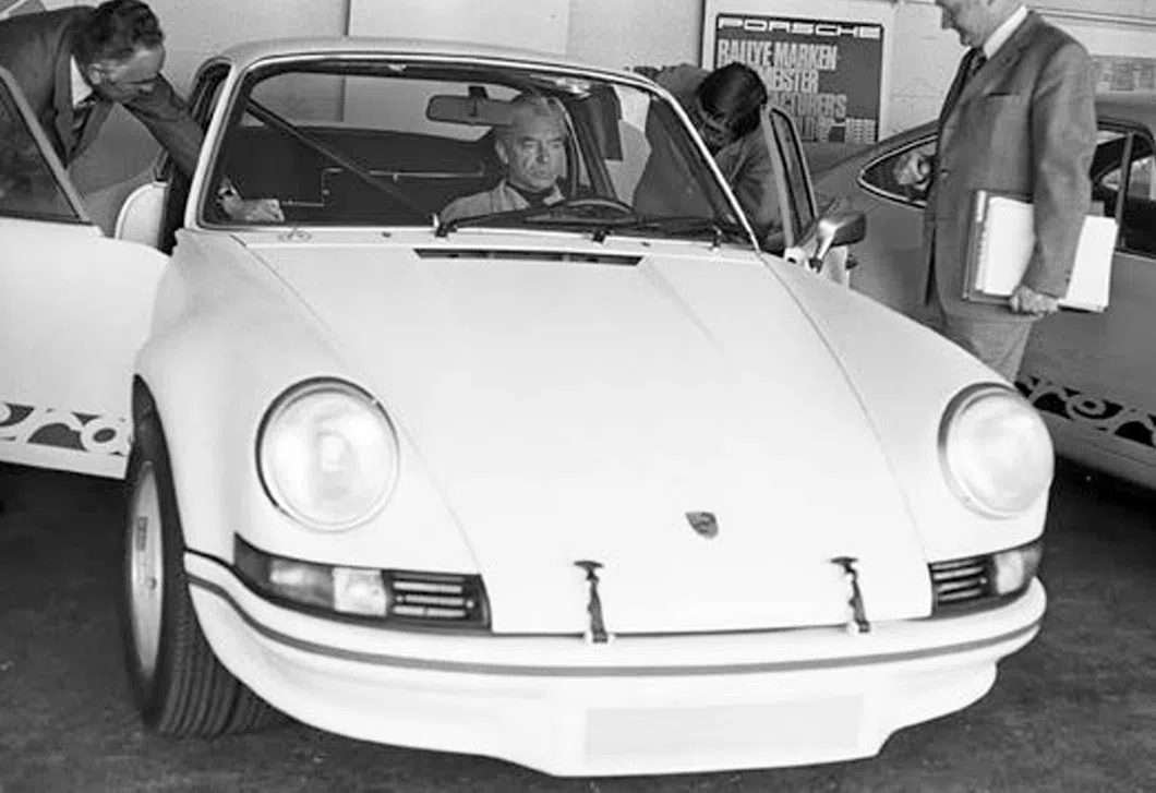 Herbert von Karajan au volant